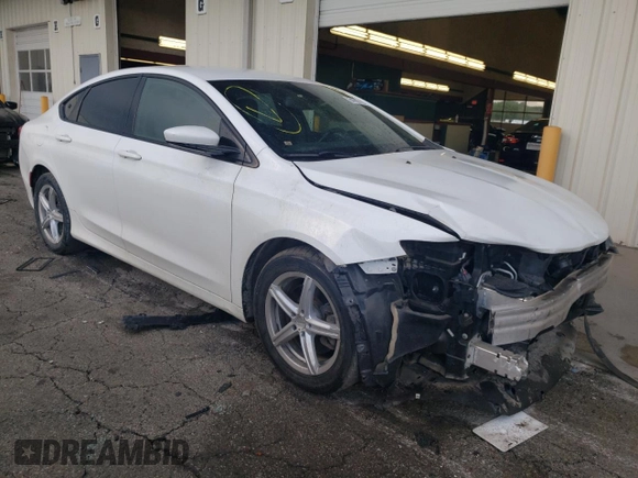 2016 Chrysler 200 S with VIN 1C3CCCBB0GN115784, listed as a Copart auction lot 54707163 with 83,570 mi miles and Clean Title. Bid and sale history available at carsss.com. Image 4.