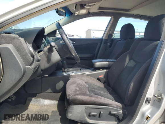 2013 Nissan Maxima SV with VIN 1N4AA5AP5DC832079, listed as a Copart auction lot 47112585 with 118,170 mi miles and Clean Title. Bid and sale history available at DreamBid. Image 7.
