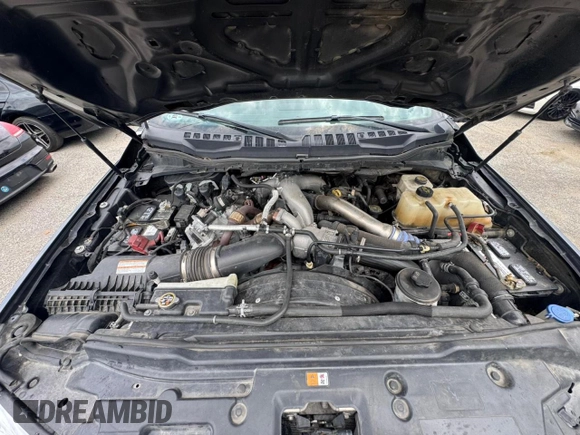 2022 Ford F-350 XL with VIN 1FT8W3DT8NEG01027, listed as a Copart auction lot 59551375 with 239,411 mi miles and Clean title. Bid and sale history available at DreamBid. Image 7.