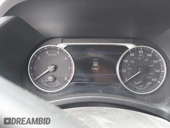 2024 Nissan Sentra SR with VIN 3N1AB8DV4RY255002, listed as a IAAI auction lot 42461623 with 19,189 mi miles and . Bid and sale history available at DreamBid. Image 7.