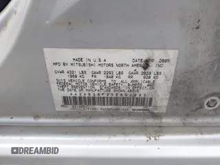2005 Mitsubishi Galant ES z VIN 4A3AB36F95E062063, wystawiony jako IAAI lot #41992669 z przebiegiem 201 416 mil mil oraz . Historia ofert i sprzedaży dostępna na DreamBid. Obrazek 9.