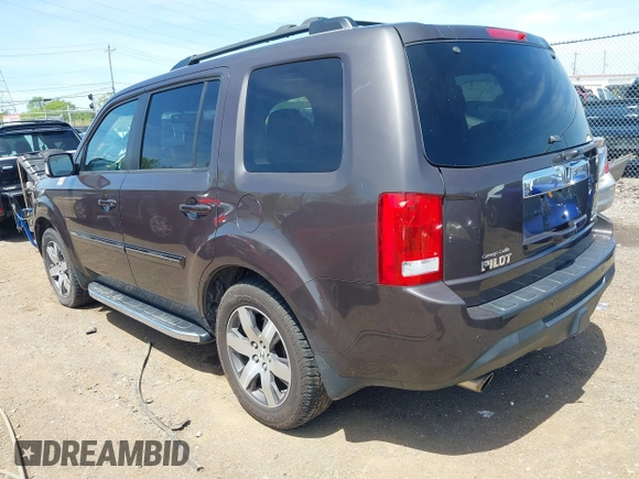 2012 Honda Pilot Touring with VIN 5FNYF4H9XCB083406, listed as a IAAI auction lot 42107651 with 217,678 mi miles. Bid and sale history available at carsss.com. Image 3.