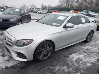 2020 Mercedes-Benz E 350 z VIN W1KZF8DB7LA818006, wystawiony jako IAAI lot #41521192 z przebiegiem 54 558 mil mil oraz . Historia ofert i sprzedaży dostępna na DreamBid. Obrazek 17.