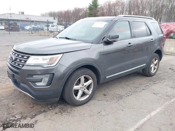 2017 Ford Explorer XLT with VIN 1FM5K8DH1HGC43863, listed as a IAAI auction lot 42064163 with 149,062 mi miles. Bid and sale history available at carsss.com. Image 2.