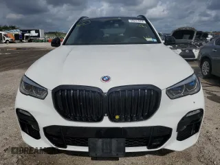 2020 BMW X5 M50i with VIN 5UXJU4C07L9C31149, listed as a Copart auction lot 59241674 with 39,809 mi miles and Non Repairable. Bid and sale history available at carsss.com. Image 5.