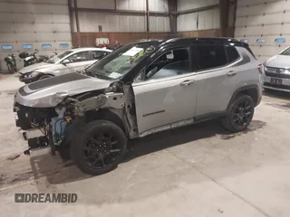 2022 Jeep Compass Latitude с VIN 3C4NJDBB6NT197114, выставлен на аукционе IAAI как лот 41052368 с пробегом 87 354 миль миль и . История ставок и продаж доступна на DreamBid. Изображение 17.