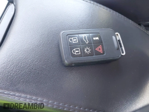 2012 Volvo S60 T5 с VIN YV1622FS4C2142489, выставлен на аукционе IAAI как лот 42234409 с пробегом 218 907 миль миль и . История ставок и продаж доступна на DreamBid. Изображение 11.
