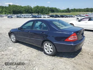 2001 Mercedes-Benz C 230/260/280/320 с VIN WDBRF61J51F090047, выставлен на аукционе Copart как лот 57763475 с пробегом 125 263 миль миль и Списание • Salvage title. История ставок и продаж доступна на DreamBid. Изображение 2.