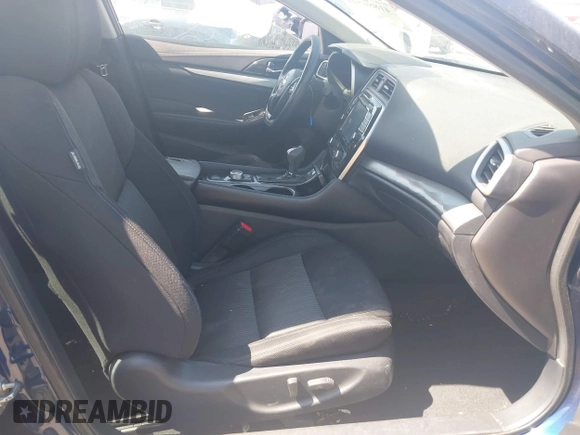 2016 Nissan Maxima SV z VIN 1N4AA6AP3GC386959, wystawiony jako IAAI lot #41886544 z przebiegiem 155 362 mil mil oraz . Historia ofert i sprzedaży dostępna na DreamBid. Obrazek 5.