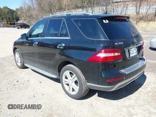 2013 Mercedes-Benz M 350 with VIN 4JGDA2EB8DA172373, listed as a IAAI auction lot 41749809 with 158,898 mi miles and . Bid and sale history available at DreamBid. Image 3.