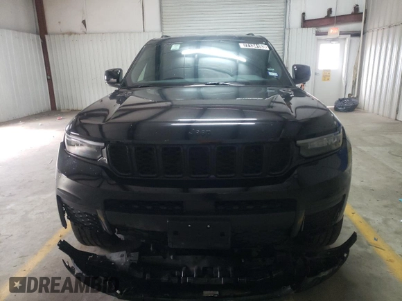 2023 Jeep Grand Cherokee Laredo with VIN 1C4RJJAG6P8867033, listed as a Copart auction lot 77134103 with 7,806 mi miles and Clean title. Bid and sale history available at DreamBid. Image 5.