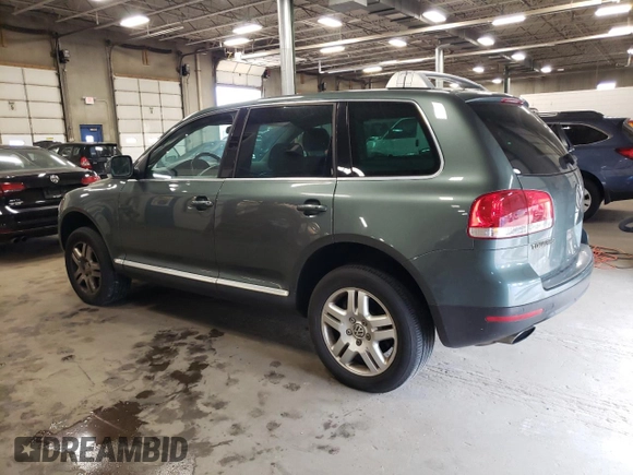 2004 Volkswagen Touareg z VIN WVGCM67L94D032492, wystawiony jako Copart lot #72205044 z przebiegiem 98 482 mil mil oraz Czysty tytuł • Clean title. Historia ofert i sprzedaży dostępna na DreamBid. Obrazek 2.