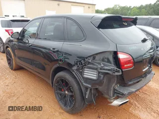 2014 Porsche Cayenne с VIN WP1AA2A28ELA93500, выставлен на аукционе IAAI как лот 42269929 с пробегом 143 528 миль миль и . История ставок и продаж доступна на DreamBid. Изображение 3.