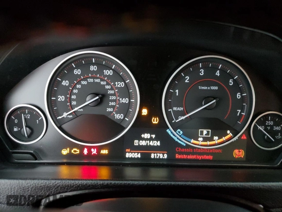 2018 BMW 4 Series 440i with VIN WBA4J5C59JBF07309, listed as a Copart auction lot 74893994 with 89,054 mi miles and Salvage Title. Bid and sale history available at DreamBid. Image 9.