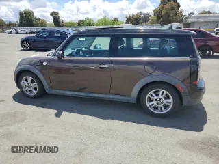 2011 MINI Clubman with VIN WMWZF3C55BTY00516, listed as a Copart auction lot 56786525 with 138,192 mi miles and Clean Title. Bid and sale history available at DreamBid. Image 2.