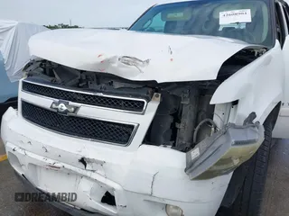 2008 Chevrolet Tahoe 1LT с VIN 1GNFC13018R133979, выставлен на аукционе IAAI как лот 42608904 с пробегом 261 711 миль миль и . История ставок и продаж доступна на DreamBid. Изображение 6.