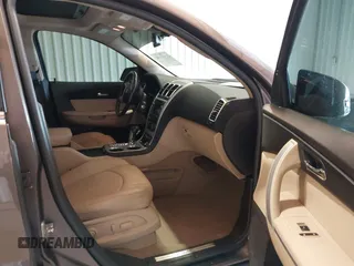 2011 GMC Acadia SLT2 with VIN 1GKKVSED1BJ236157, listed as a IAAI auction lot 41551498 with 160,159 mi miles. Bid and sale history available at carsss.com. Image 5.