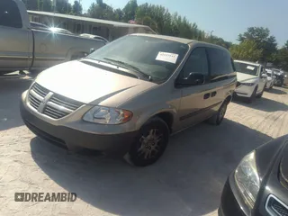 2005 Dodge Caravan SE with VIN 1D4GP25B25B410300, listed as a IAAI auction lot 42117541 with 34,596 mi miles and . Bid and sale history available at DreamBid. Image 2.