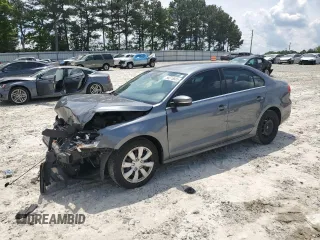 2013 Volkswagen Jetta SE z VIN 3VWDX7AJXDM423679, wystawiony jako Copart lot #55275835 z przebiegiem 112 618 mil mil oraz Szkoda całkowita • Salvage title. Historia ofert i sprzedaży dostępna na DreamBid. Obrazek 1.