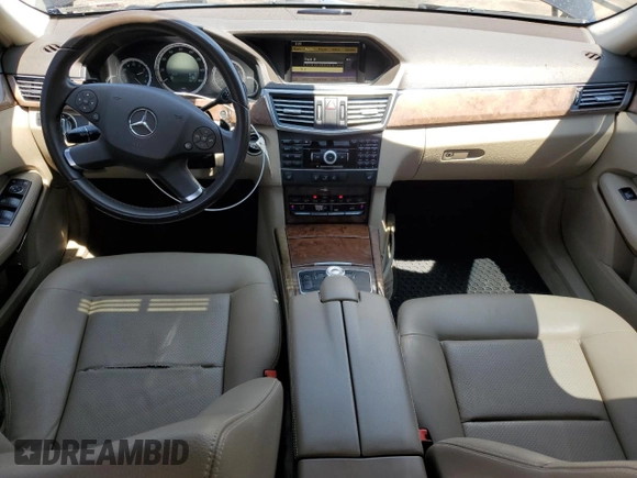 2011 Mercedes-Benz E 350 Luxury с VIN WDDHF8HB9BA476126, выставлен на аукционе Copart как лот 59591135 с пробегом 113 368 миль миль и Списание • Salvage title. История ставок и продаж доступна на DreamBid. Изображение 8.