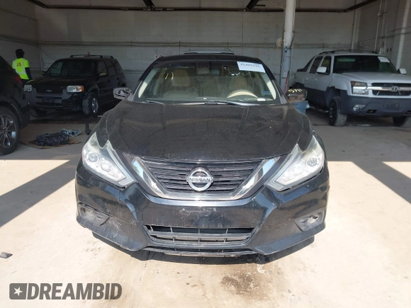 2017 Nissan Altima SV z VIN 1N4AL3AP3HC283714, wystawiony jako IAAI lot #42405326 z przebiegiem 175 101 mil mil oraz . Historia ofert i sprzedaży dostępna na DreamBid. Obrazek 12.