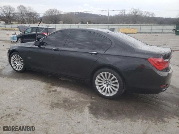 2009 BMW 7 Series 750i with VIN WBAKA83589CY33694, listed as a Copart auction lot 47671345 with 0 mi miles and Salvage Title. Bid and sale history available at carsss.com. Image 2.