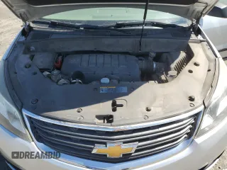 2015 Chevrolet Traverse LS z VIN 1GNKVFED0FJ337397, wystawiony jako Copart lot #55822825 z przebiegiem 161 838 mil mil oraz Czysty tytuł • Clean title. Historia ofert i sprzedaży dostępna na DreamBid. Obrazek 12.