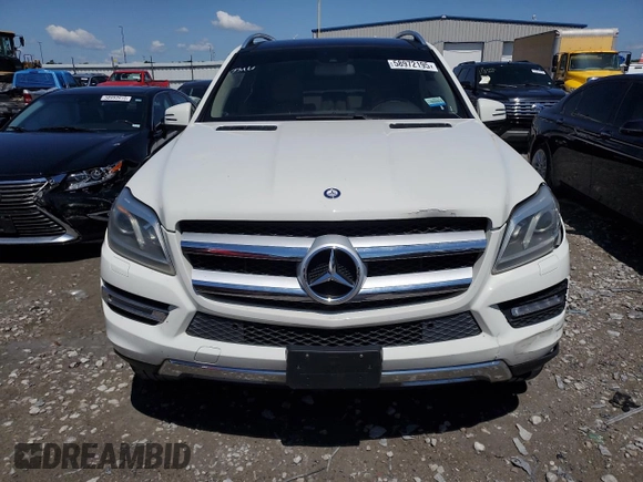 2013 Mercedes-Benz GL 450 z VIN 4JGDF7CE4DA166257, wystawiony jako Copart lot #58972195 z przebiegiem Nie podano mil oraz Czysty tytuł • Clean title. Historia ofert i sprzedaży dostępna na DreamBid. Obrazek 5.