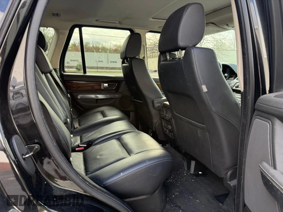 2013 Land Rover Range Rover Sport HSE with VIN SALSF2D45DA770185, listed as a Copart auction lot 54991615 with 104,969 mi miles and Clean Title. Bid and sale history available at carsss.com. Image 6.
