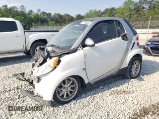 2012 Smart fortwo Pure z VIN WMEEJ3BA2CK576435, wystawiony jako Copart lot #53679385 z przebiegiem 51 629 mil mil oraz Szkody całkowita. Historia ofert i sprzedaży dostępna na DreamBid. Obrazek 1.