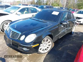 2007 Mercedes-Benz E-Class 3.5L with VIN WDBUF87X97B182554, listed as a IAAI auction lot 41815015 with 1 mi miles. Bid and sale history available at carsss.com. Image 17.