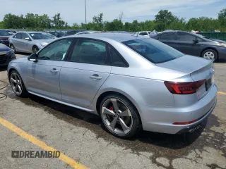 2019 Audi S4 Premium Plus with VIN WAUB4AF46KA114625, listed as a Copart auction lot 61063054 with 32,239 mi miles and Salvage Title. Bid and sale history available at carsss.com. Image 2.