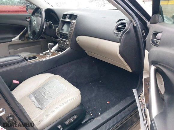 2009 Lexus IS 350 with VIN JTHBE262092017184, listed as a IAAI auction lot 41935277 with 203,920 mi miles. Bid and sale history available at carsss.com. Image 5.