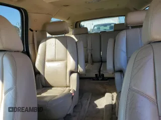 2008 Chevrolet Suburban Commercial with VIN 1GNFC16018R209521, listed as a Copart auction lot 76571044 with 251,229 mi miles and Salvage Title. Bid and sale history available at carsss.com. Image 10.