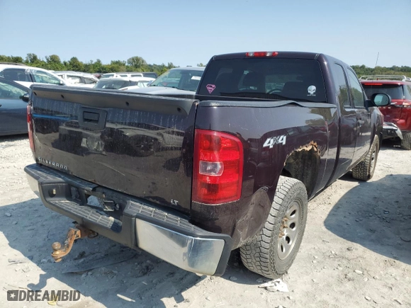 2009 Chevrolet Silverado 1500 LT with VIN 1GCEK29C49Z240699, listed as a Copart auction lot 70318644 with 294,412 mi miles and Salvage Title. Bid and sale history available at carsss.com. Image 3.