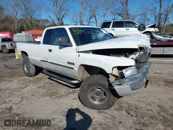 2000 Dodge 2500 with VIN 3B7KF2368YG109364, listed as a IAAI auction lot 41375210 with 316,487 mi miles and . Bid and sale history available at DreamBid. Image 1.