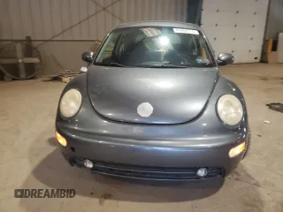 2003 Volkswagen New Beetle Coupe GLS with VIN 3VWCK21C13M421669, listed as a Copart auction lot 47862315 with 153,001 mi miles and Salvage Title. Bid and sale history available at carsss.com. Image 5.