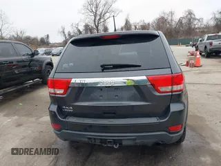 2013 Jeep Grand Cherokee Laredo with VIN 1C4RJFAG9DC506238, listed as a IAAI auction lot 41800981 with 172,676 mi miles. Bid and sale history available at carsss.com. Image 16.
