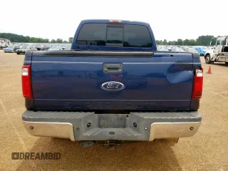 2008 Ford F-250 XL z VIN 1FTSW21R58ED32756, wystawiony jako Copart lot #60530325 z przebiegiem 165 089 mil mil oraz Czysty tytuł • Clean title. Historia ofert i sprzedaży dostępna na DreamBid. Obrazek 6.