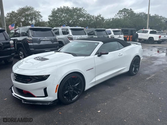 2022 Chevrolet Camaro LT1 with VIN 1G1FF3D75N0127781, listed as a Copart auction lot 85973594 with 16,884 mi miles and Salvage Title. Bid and sale history available at carsss.com. Image 2.