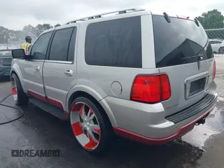 2004 Lincoln Navigator Luxury with VIN 5LMFU28R54LJ20788, listed as a IAAI auction lot 42508972 with 229,937 mi miles and . Bid and sale history available at DreamBid. Image 3.