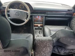 1990 Mercedes-Benz 560 with VIN WDBCA39E0LA525860, listed as a Copart auction lot 79363194 with 269,153 mi miles and Clean Title. Bid and sale history available at DreamBid. Image 8.