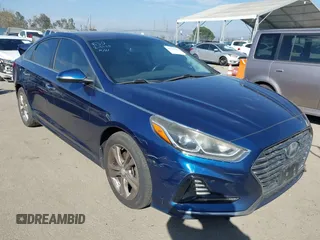 2018 Hyundai Sonata SEL with VIN 5NPE34AF1JH610095, listed as a IAAI auction lot 41692478 with 141,912 mi miles and . Bid and sale history available at carsss.com. Image 1.