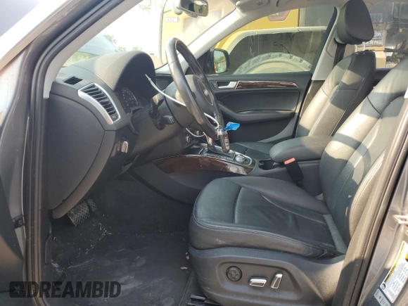 2015 Audi Q5 Premium Plus z VIN WA1DGAFPXFA113801, wystawiony jako Copart lot #59322725 z przebiegiem 121 051 mil mil oraz Szkoda całkowita • Salvage title. Historia ofert i sprzedaży dostępna na DreamBid. Obrazek 7.