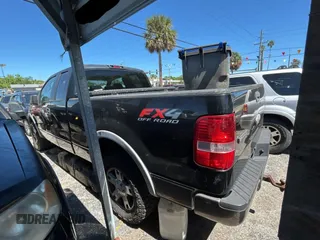2006 Ford F-150 XLT with VIN 1FTPX14V16NB88562, listed as a Copart auction lot 49927495 with 189,748 mi miles and Clean Title. Bid and sale history available at carsss.com. Image 3.