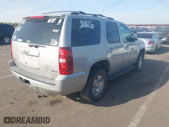 2009 Chevrolet Tahoe 1LT z VIN 1GNFK23049R133033, wystawiony jako IAAI lot #41140193 z przebiegiem 328 375 mil mil oraz . Historia ofert i sprzedaży dostępna na DreamBid. Obrazek 4.