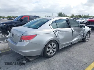 2010 Honda Accord EX-L z VIN 5KBCP3F86AB009524, wystawiony jako IAAI lot #42120869 z przebiegiem 242 730 mil mil oraz . Historia ofert i sprzedaży dostępna na DreamBid. Obrazek 4.