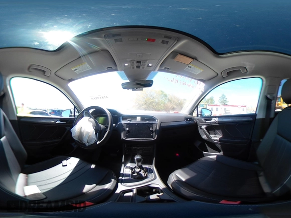 2024 Volkswagen Tiguan SE with VIN 3VVNB7AX2RM022579, listed as a IAAI auction lot 41819850 with 8,651 mi miles and . Bid and sale history available at DreamBid. Image 18.