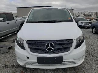 2018 Mercedes-Benz Metris Passenger z VIN WD4PG2EE0J3357078, wystawiony jako Copart lot #50018905 z przebiegiem 154 621 mil mil oraz Czysty tytuł • Clean title. Historia ofert i sprzedaży dostępna na DreamBid. Obrazek 5.