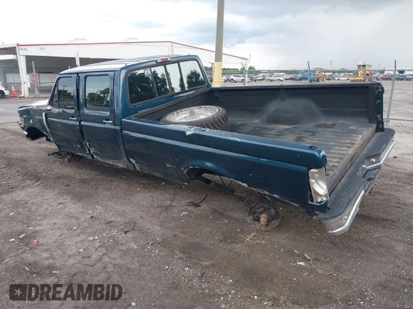 1997 Ford F-350 with VIN 1FTJW36F0VEC88290, listed as a IAAI auction lot 42594477 with 230,353 mi miles and . Bid and sale history available at DreamBid. Image 3.